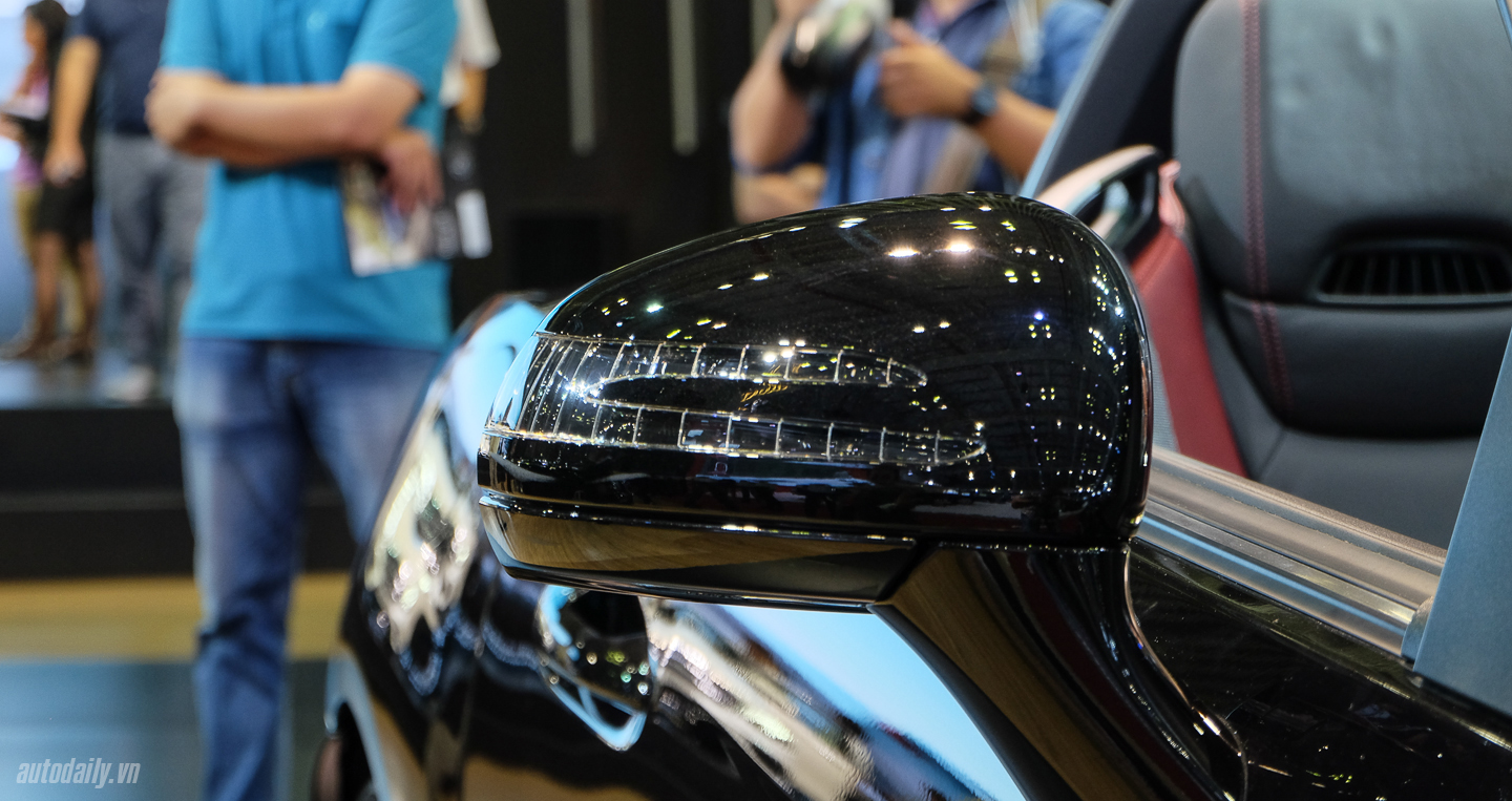 Ảnh chi tiết Mercedes-AMG SLC 43 tại Việt Nam Mercedes-AMG_SLC_43 (35).jpg