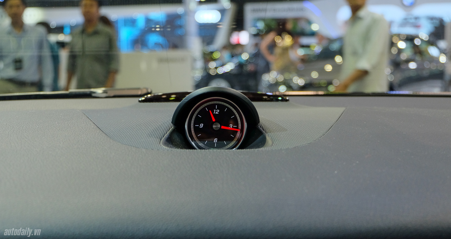 Ảnh chi tiết Mercedes-AMG SLC 43 tại Việt Nam Mercedes-AMG_SLC_43 (53).jpg