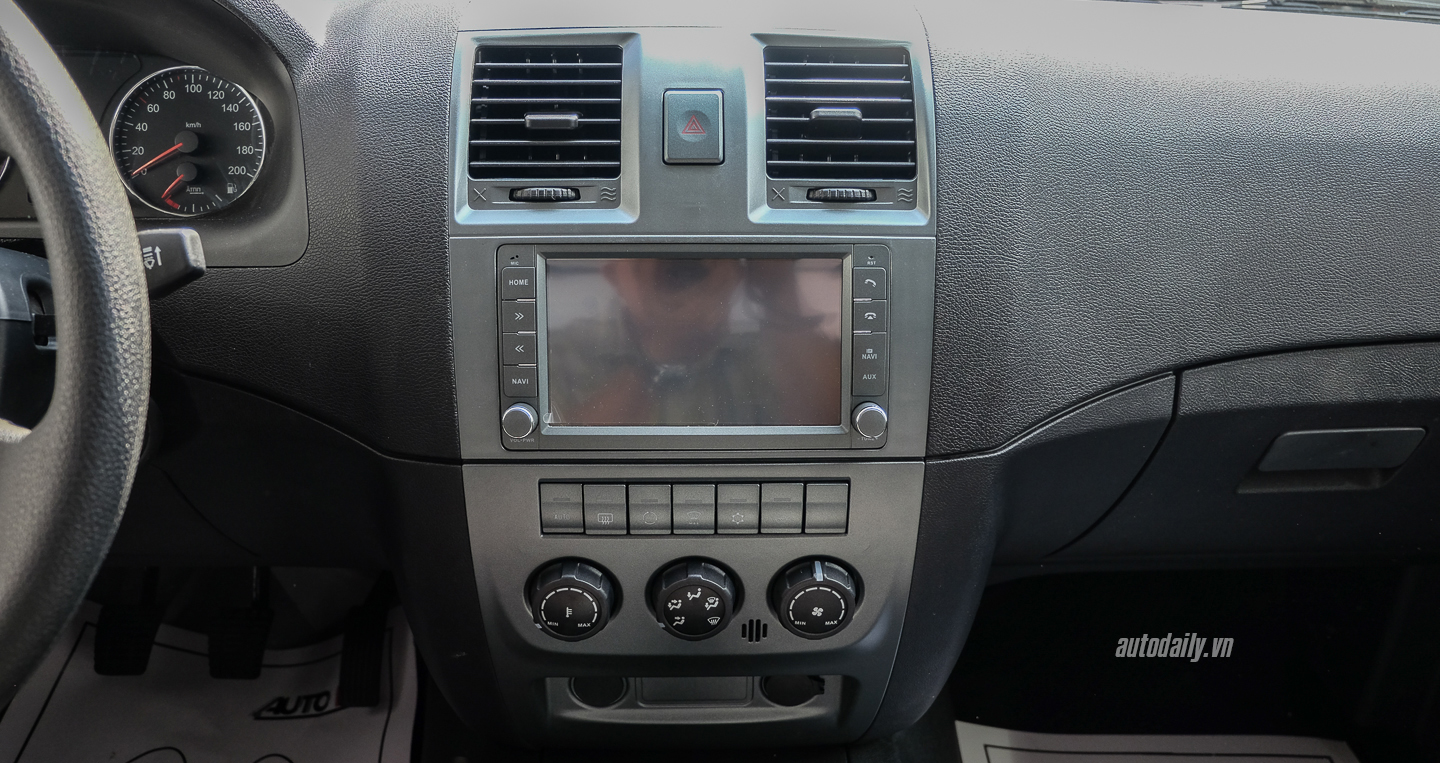 Xem thêm ảnh mẫu bán tải UAZ Pick Up UAZ_Pick_UP (6).jpg