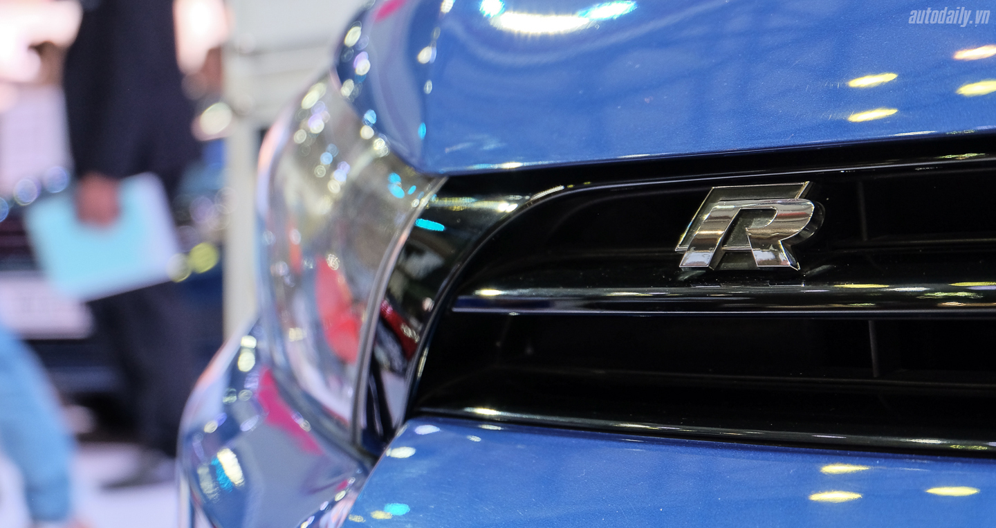 Xem thêm ảnh Volkswagen Scirocco R 2016 Volkswagen_Scirocco_R_2016 (14).jpg