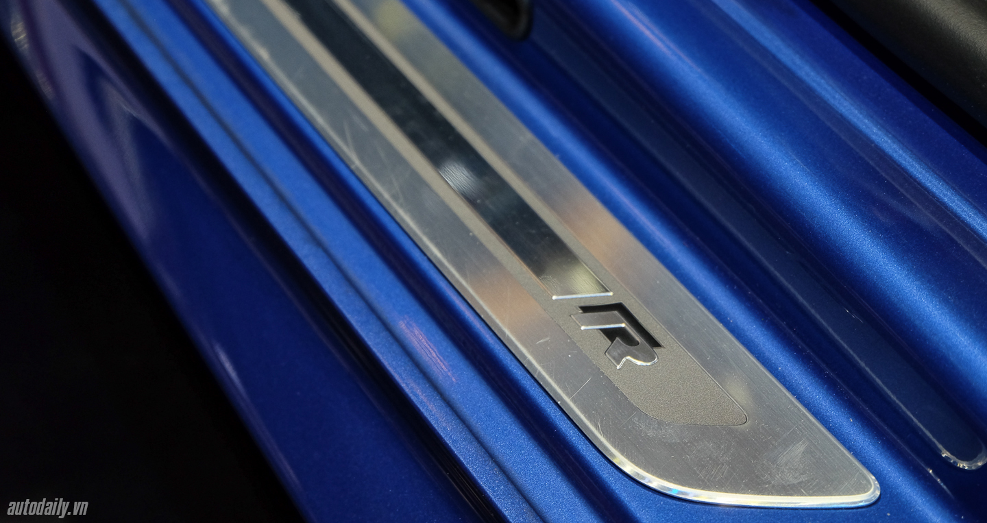 Xem thêm ảnh Volkswagen Scirocco R 2016 Volkswagen_Scirocco_R_2016 (18).jpg