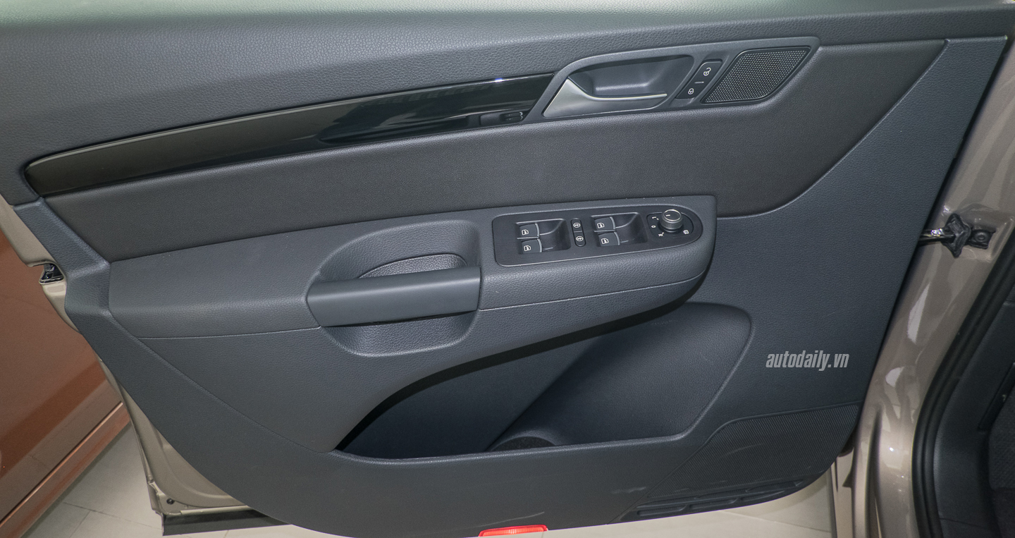 Ảnh chi tiết Volkswagen Sharan giá 1,9 tỷ đồng tại Việt Nam Volkswagen_Sharan (16).jpg