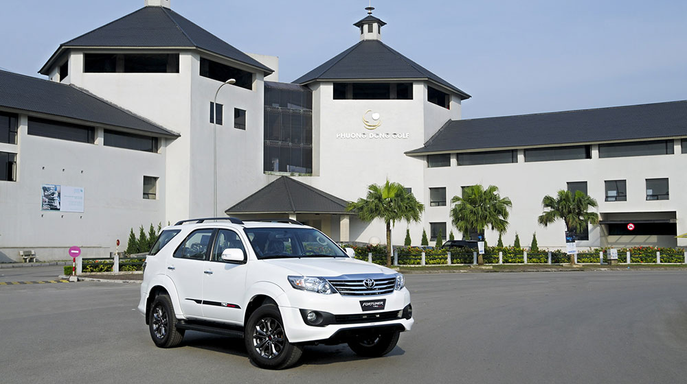 toyota-fortuner.jpg