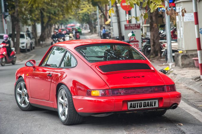 porsche-911-carrera-4-autodaily-9.jpg