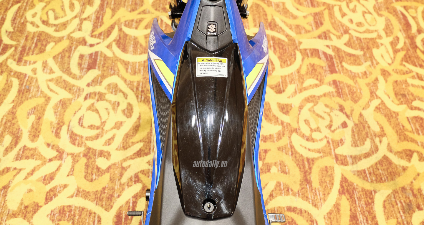 Ảnh chi tiết Suzuki Raider R150 Fi suzuki-raider-r150-fi-7.jpg