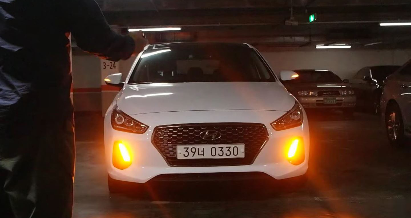 Chìa khóa thông minh “lợi hại” trên Hyundai i30 2017