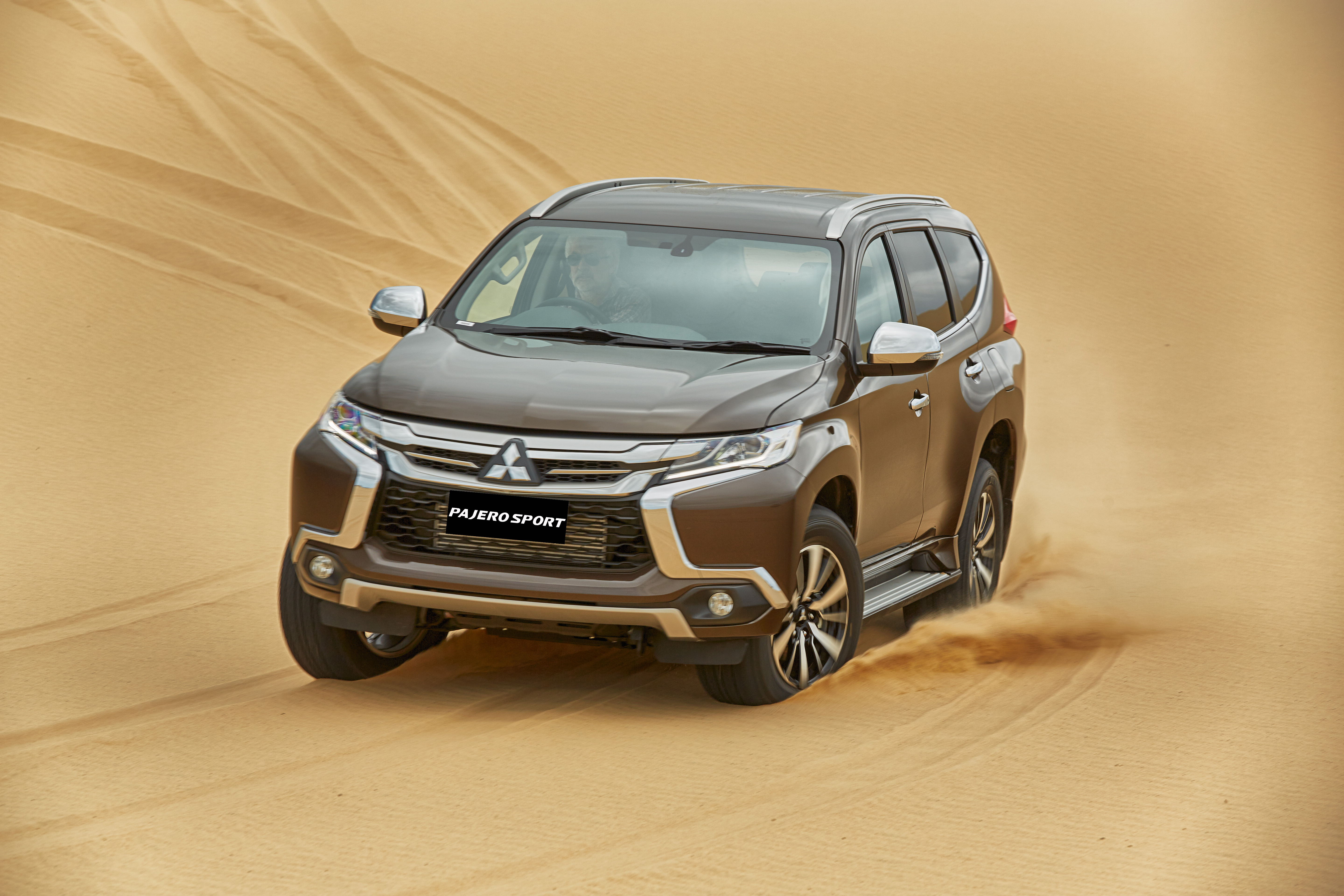 all-new-pajero-sport-21-copy.jpg