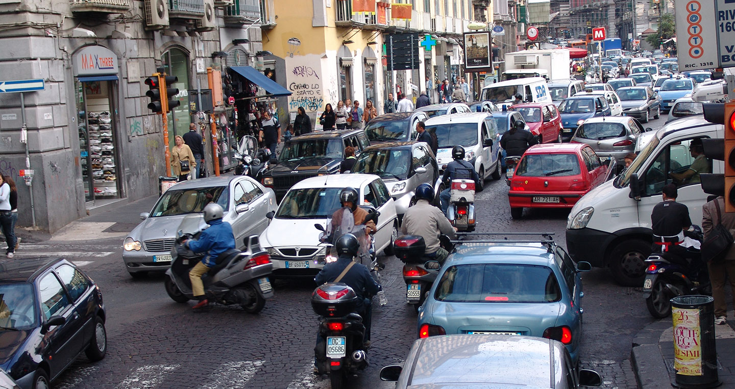 italy-traffic.jpg