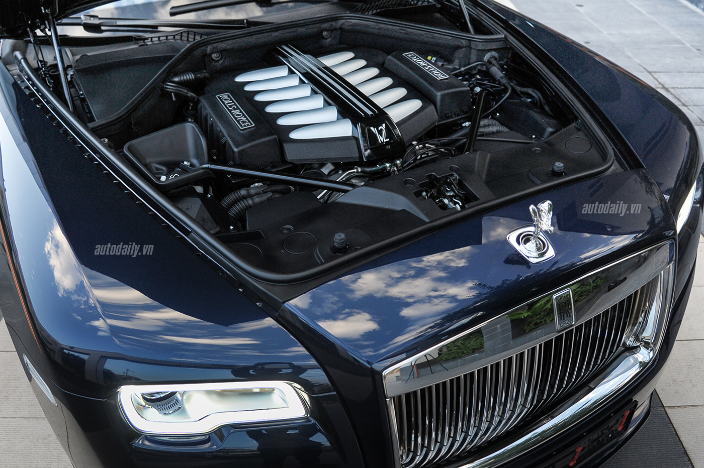 rolls-royce-dawn-29.jpg