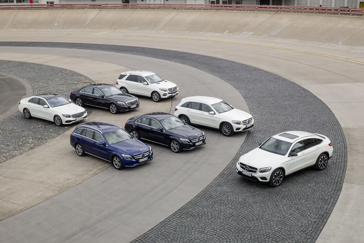 mercedes-benz-4.jpg