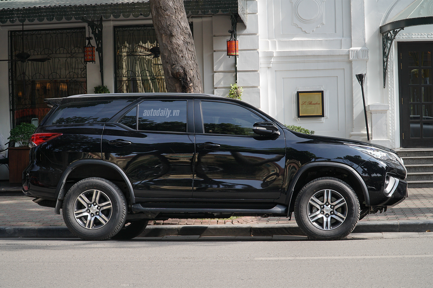 fortuner-2016-4.jpg