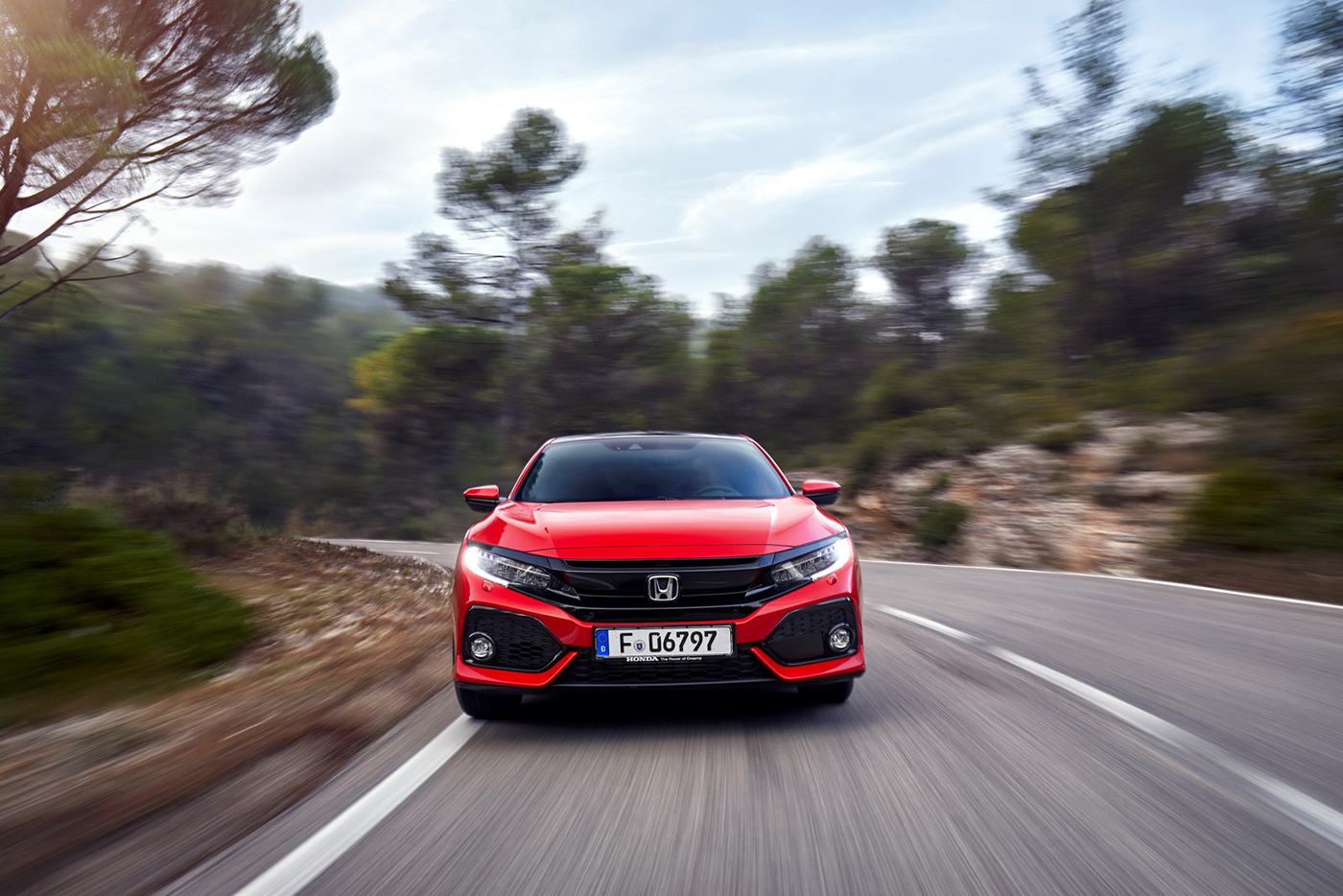 honda-civic-hatchback-2017-3.jpg