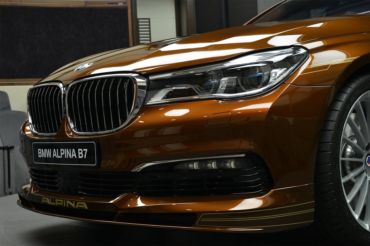 alpina-b7-bi-turbo-chestnut-brown-11-copy.jpg