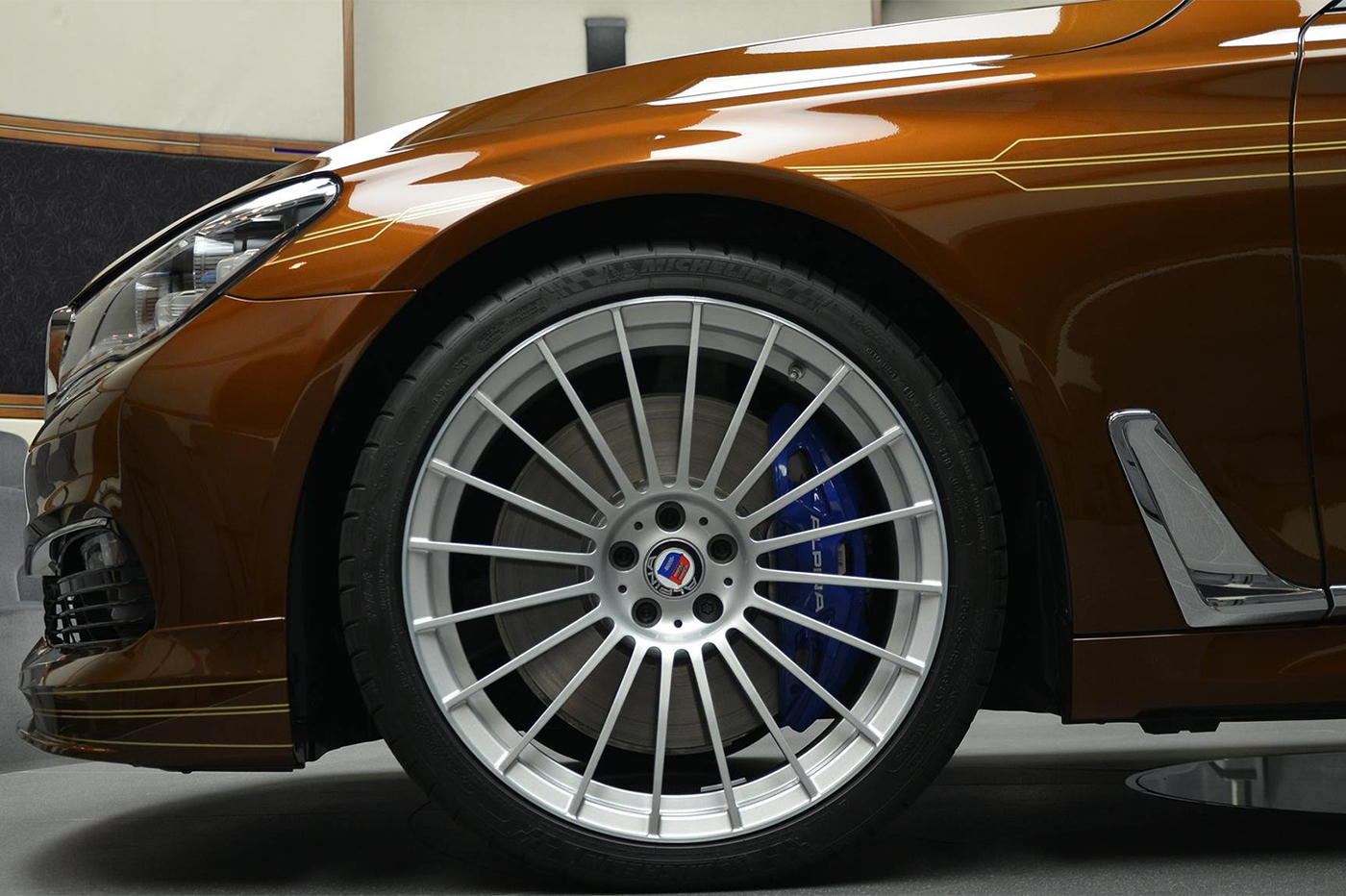 alpina-b7-bi-turbo-chestnut-brown-12-copy.jpg