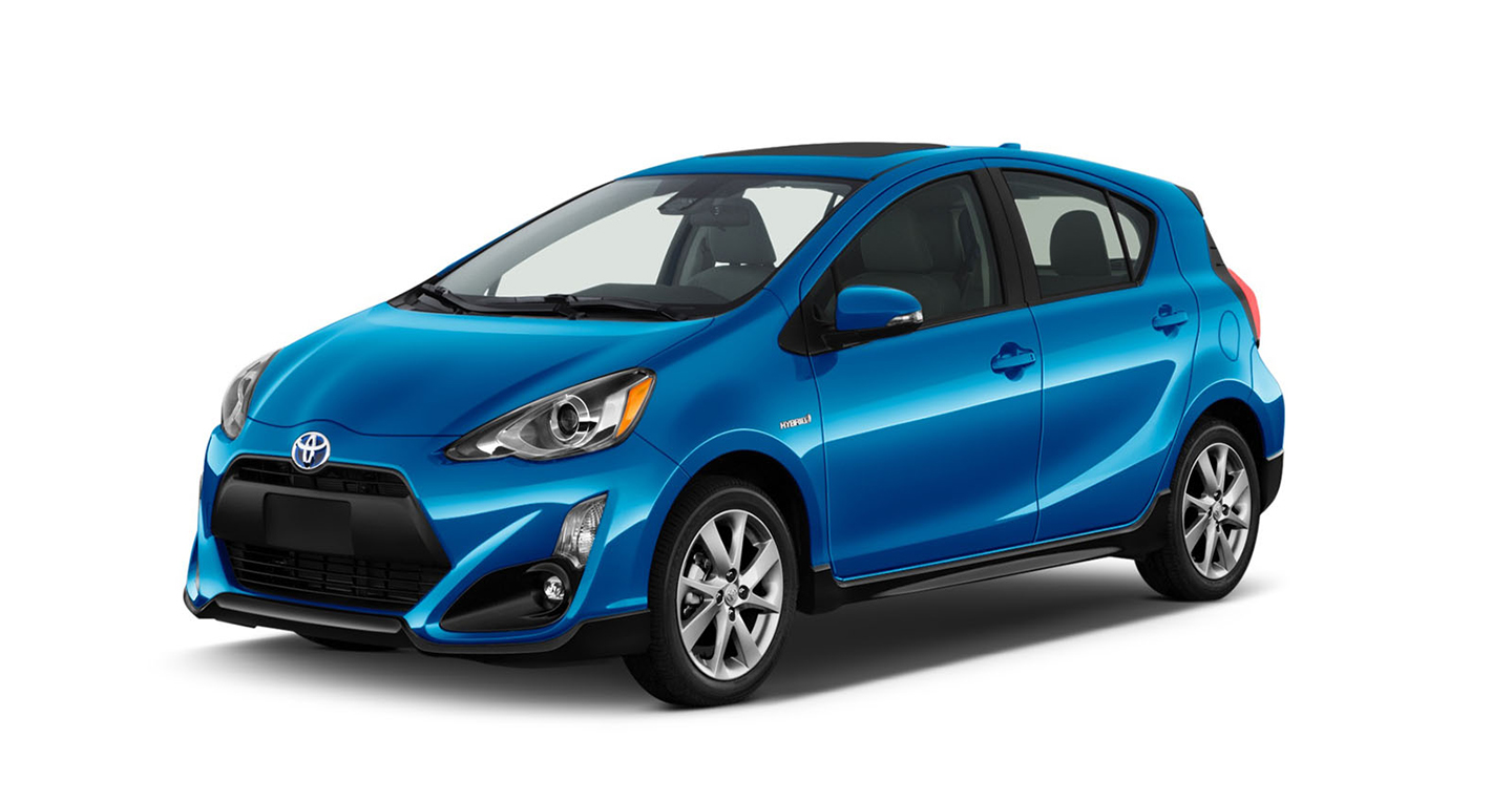 Toyota nâng cấp "mạnh" cho Prius C 2017