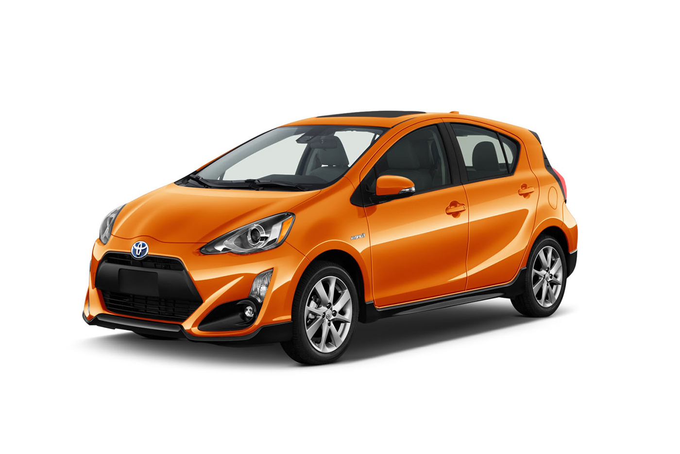 toyota-prius-c-2017-8.jpg