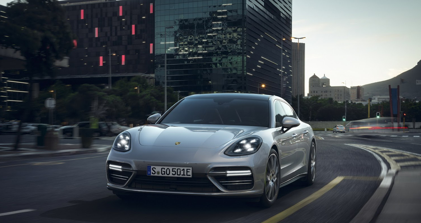 porsche-sehybrid-panamera-3.jpg