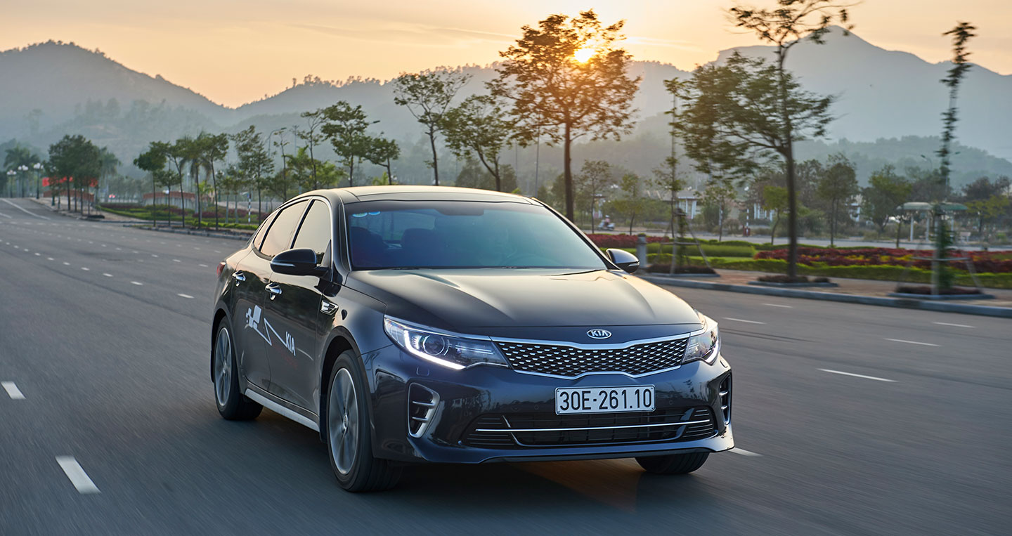 kia-optima-2016-8.jpg