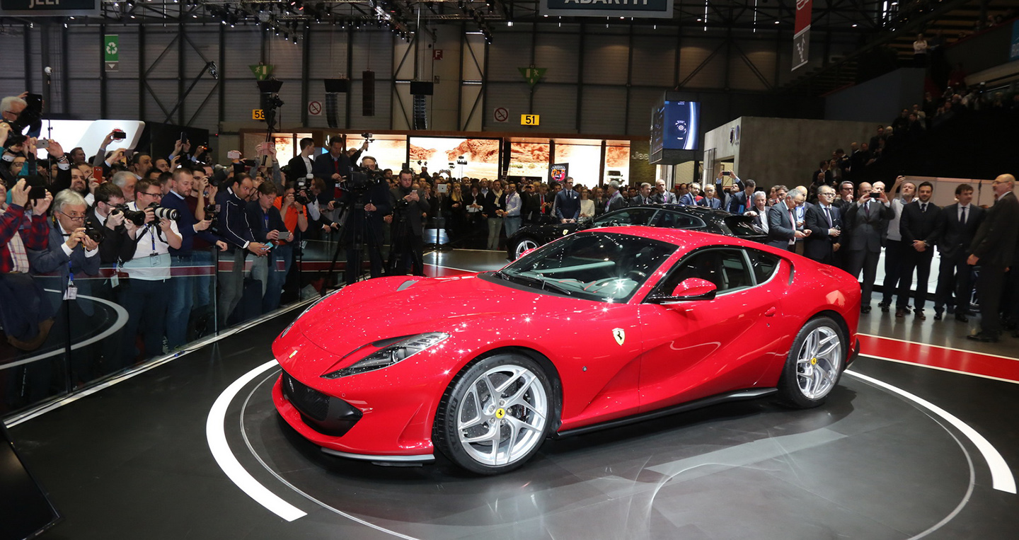 2017-ferrari-812-superfast-9.jpg