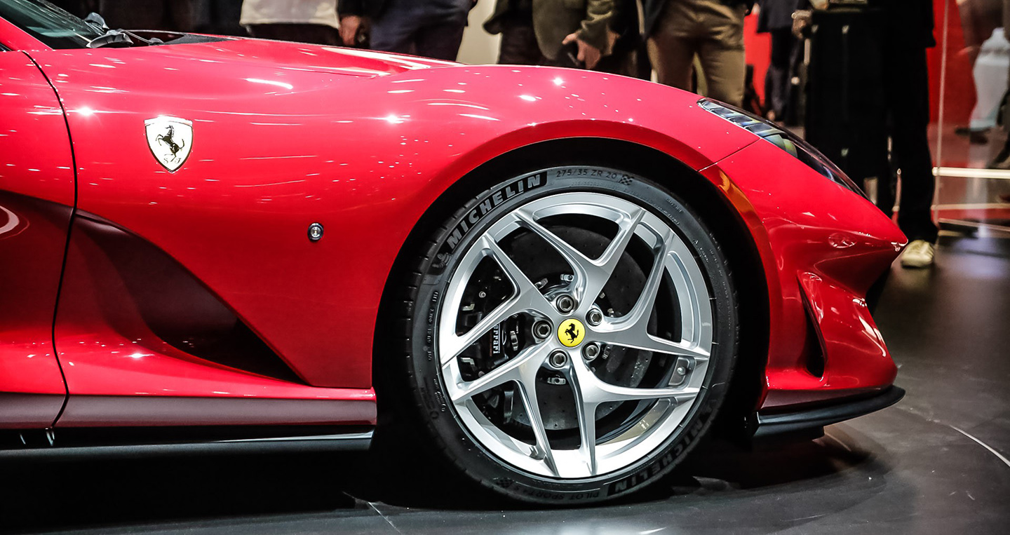 ferrari-812-superfast-at-geneva-2017-11.jpg