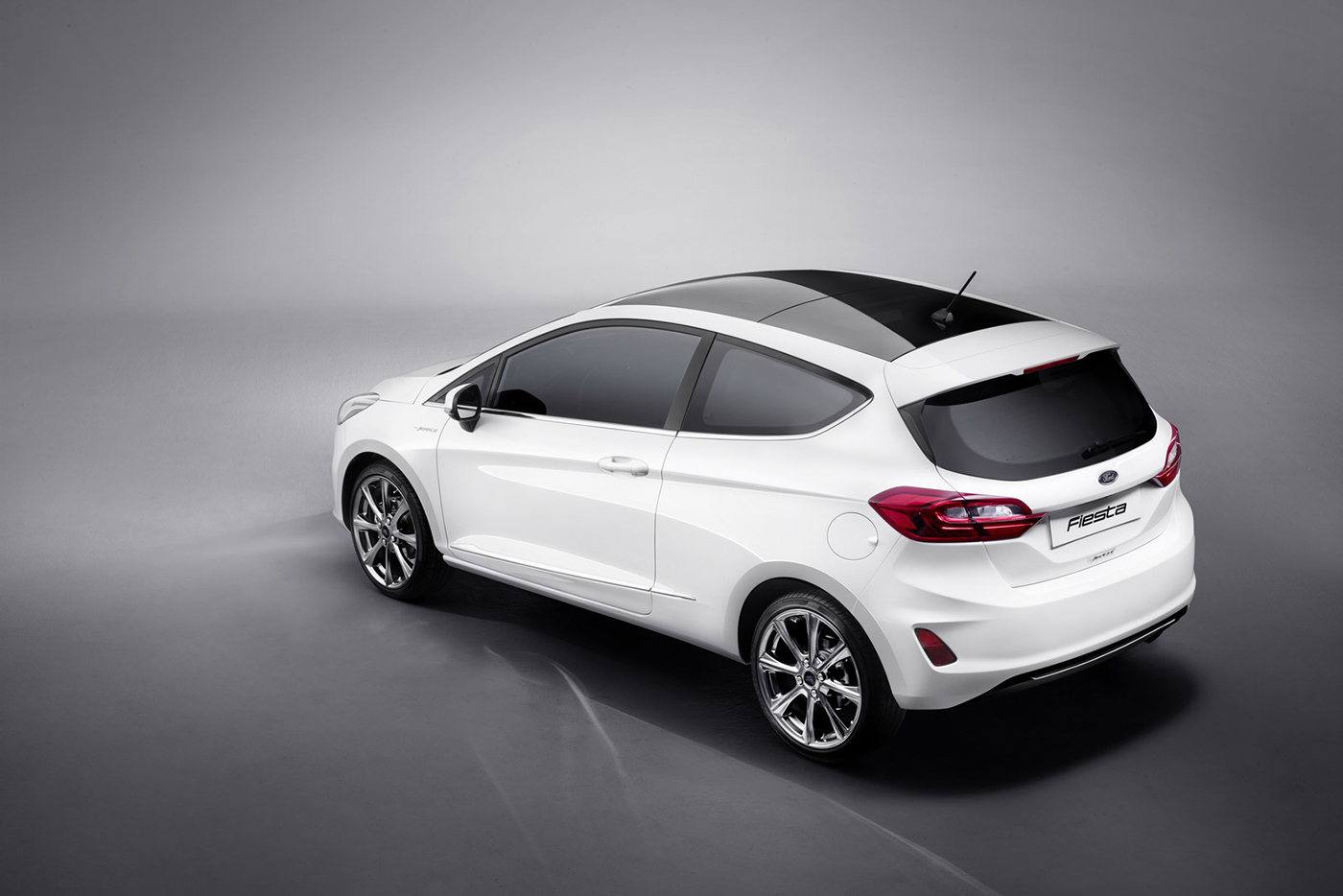 ford-fiesta-vignale-2017-2.jpg