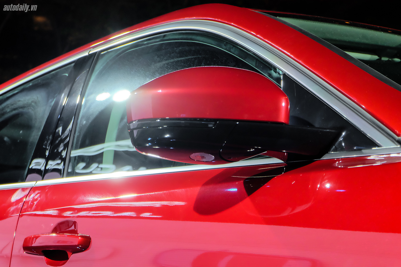 Xem thêm ảnh mẫu SUV hạng sang Jaguar F-PACE tại Việt Nam jaguar-f-pace-suv-14.jpg