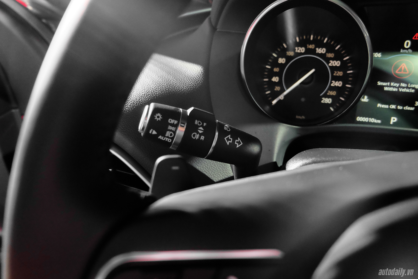 Xem thêm ảnh mẫu SUV hạng sang Jaguar F-PACE tại Việt Nam jaguar-f-pace-suv-46.jpg