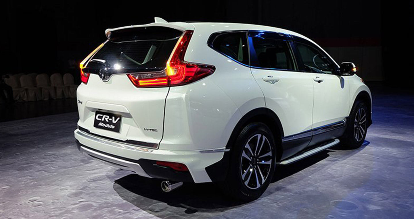 2017-honda-cr-v-modulo-rear-three-quarter-launched.jpg