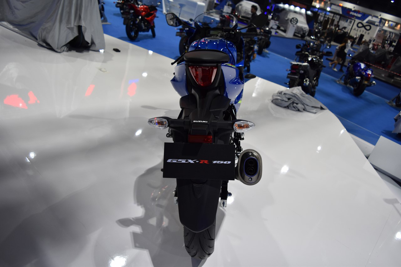 suzuki-gsx-r125-2017-10.jpg