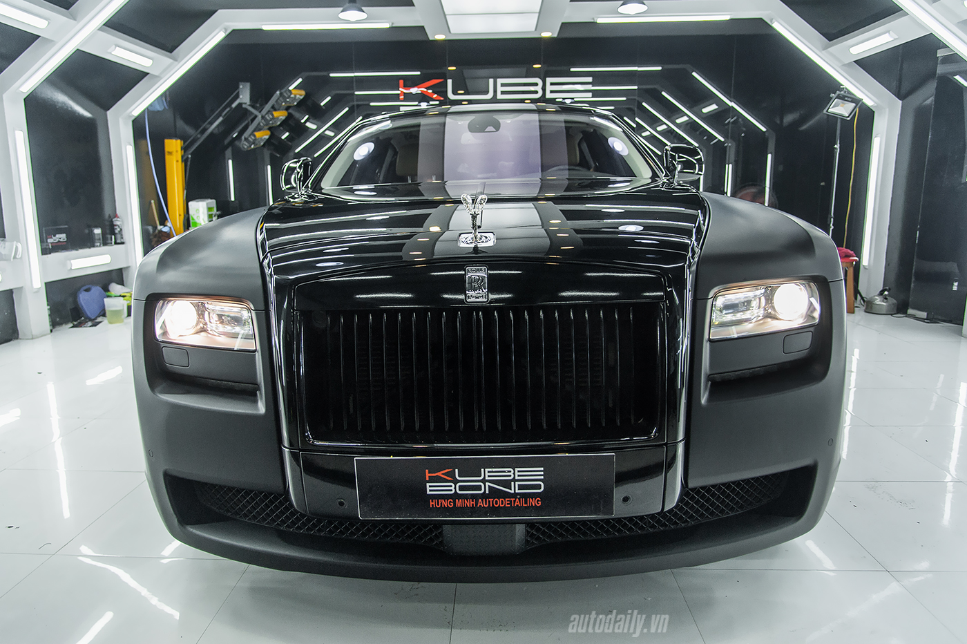 rolls-royce-ghost-10.jpg