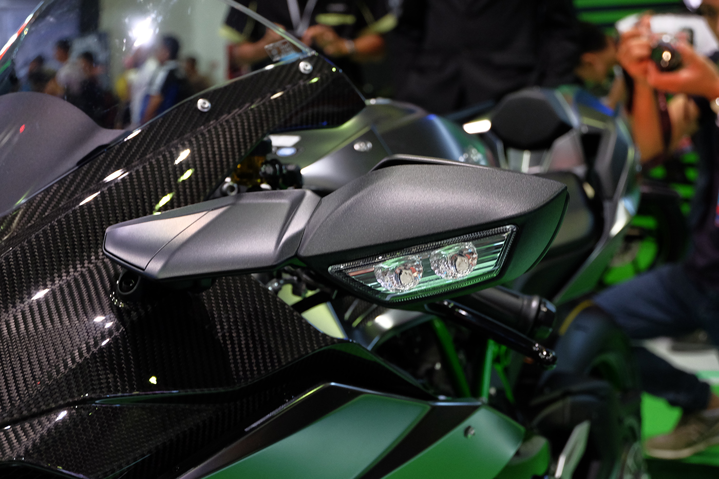 kawasaki-h2-carbon-2017-6.JPG