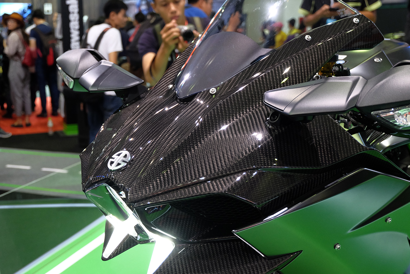 kawasaki-h2-carbon-2017-7.JPG