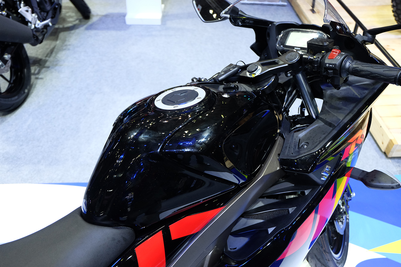 suzuki-gsx-r150-2017-18.JPG