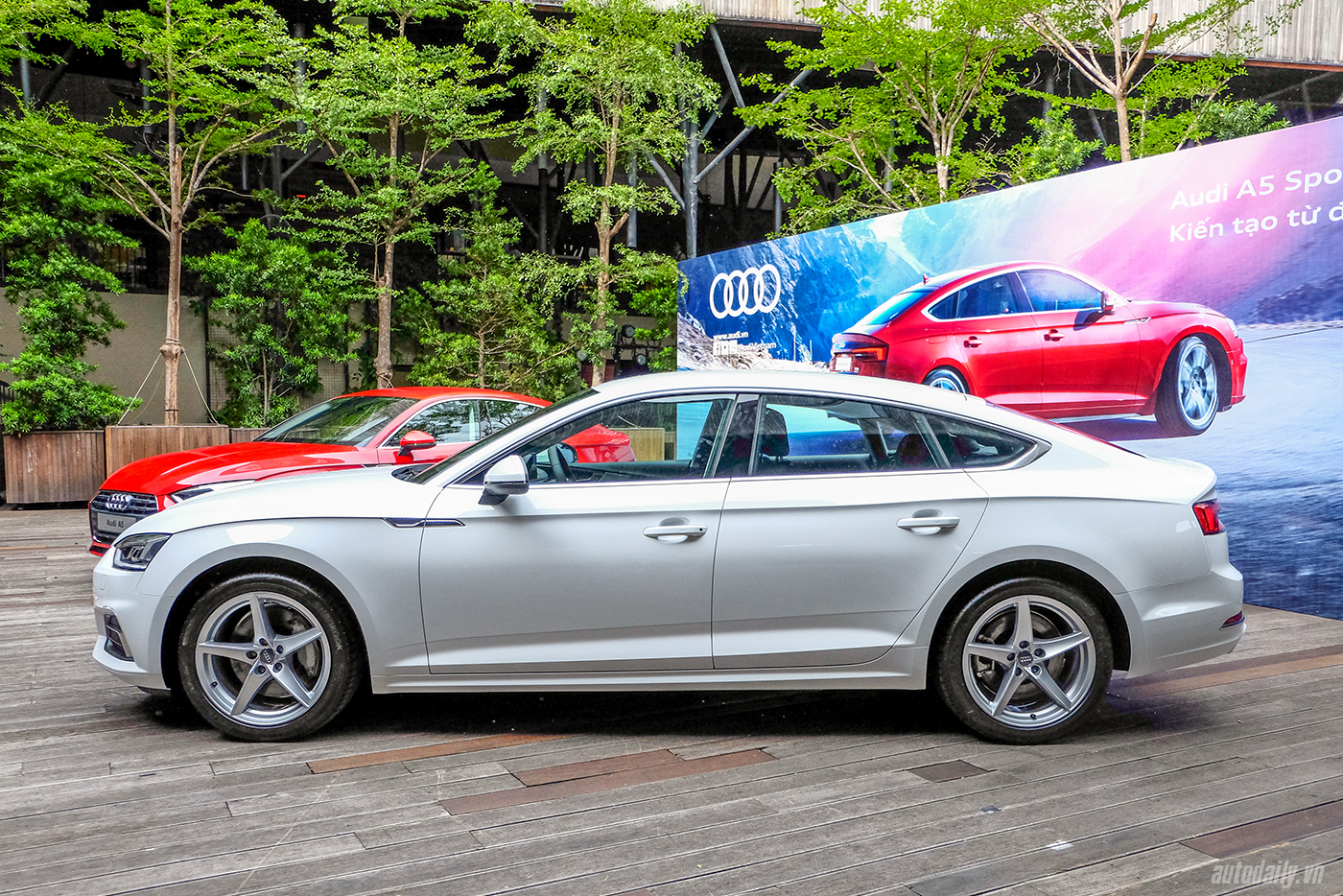Xem thêm ảnh Audi A5 Sportback 2017 1-audi-a5-sportback-2017-29.jpg