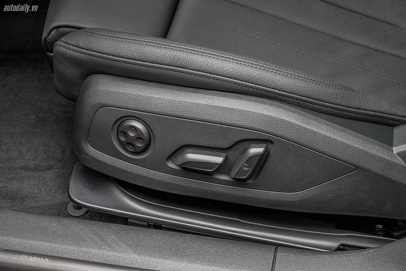 Xem thêm ảnh Audi A5 Sportback 2017 1-audi-a5-sportback-2017-37.jpg