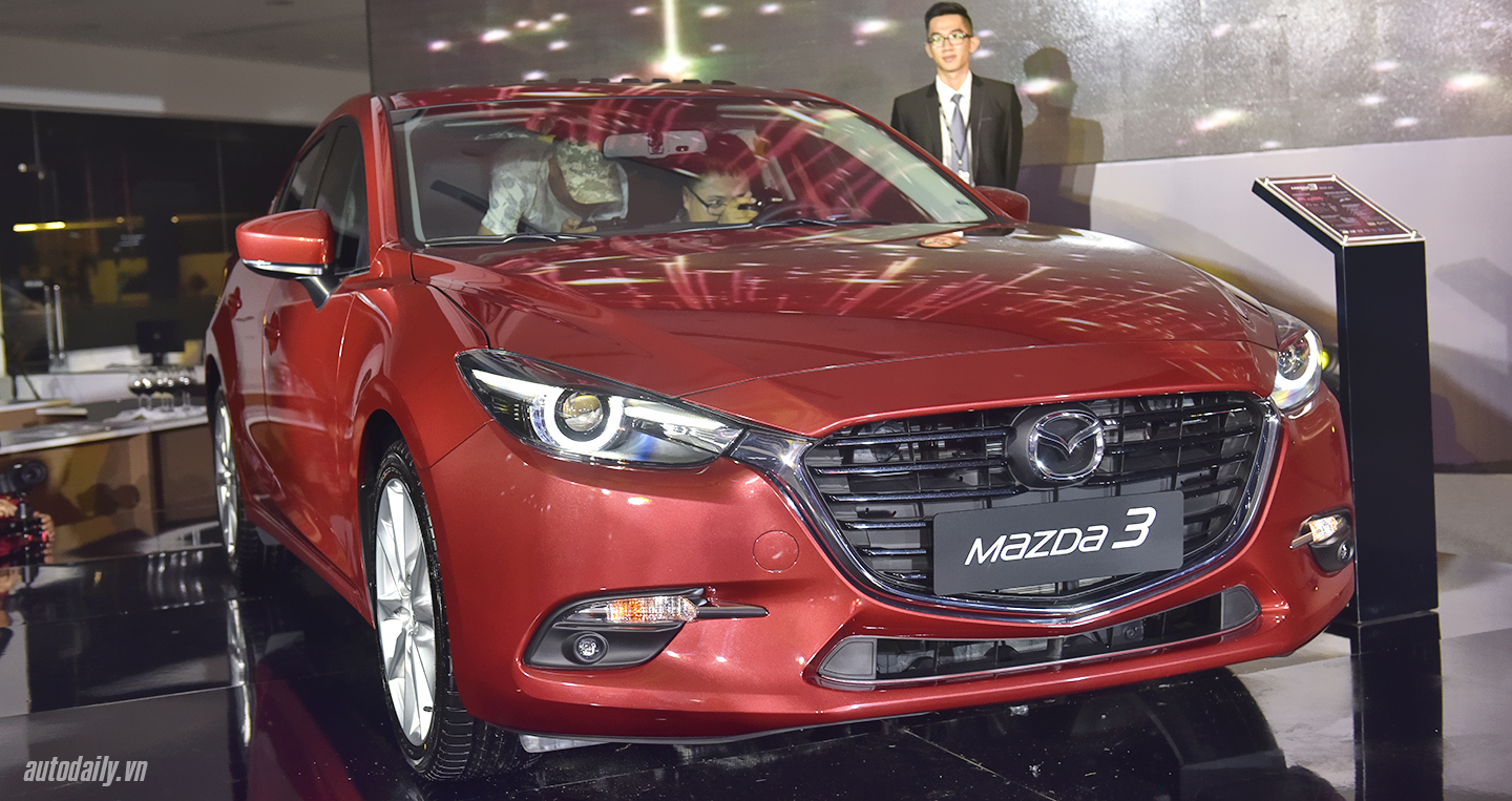 Những điểm mới nổi bật trên Mazda3 2017 vừa lên kệ tại Việt Nam