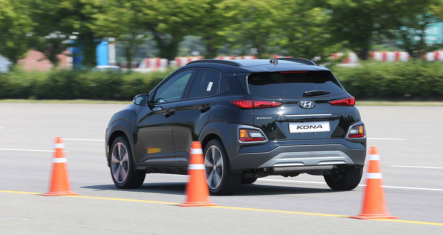 2018-hyundai-kona-test-drive-05.jpg