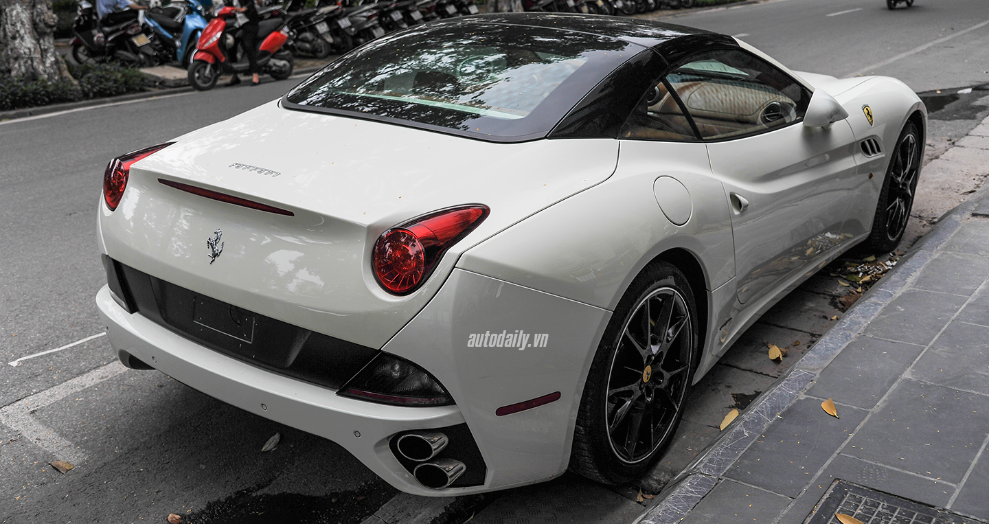 ferrari-california-11.jpg