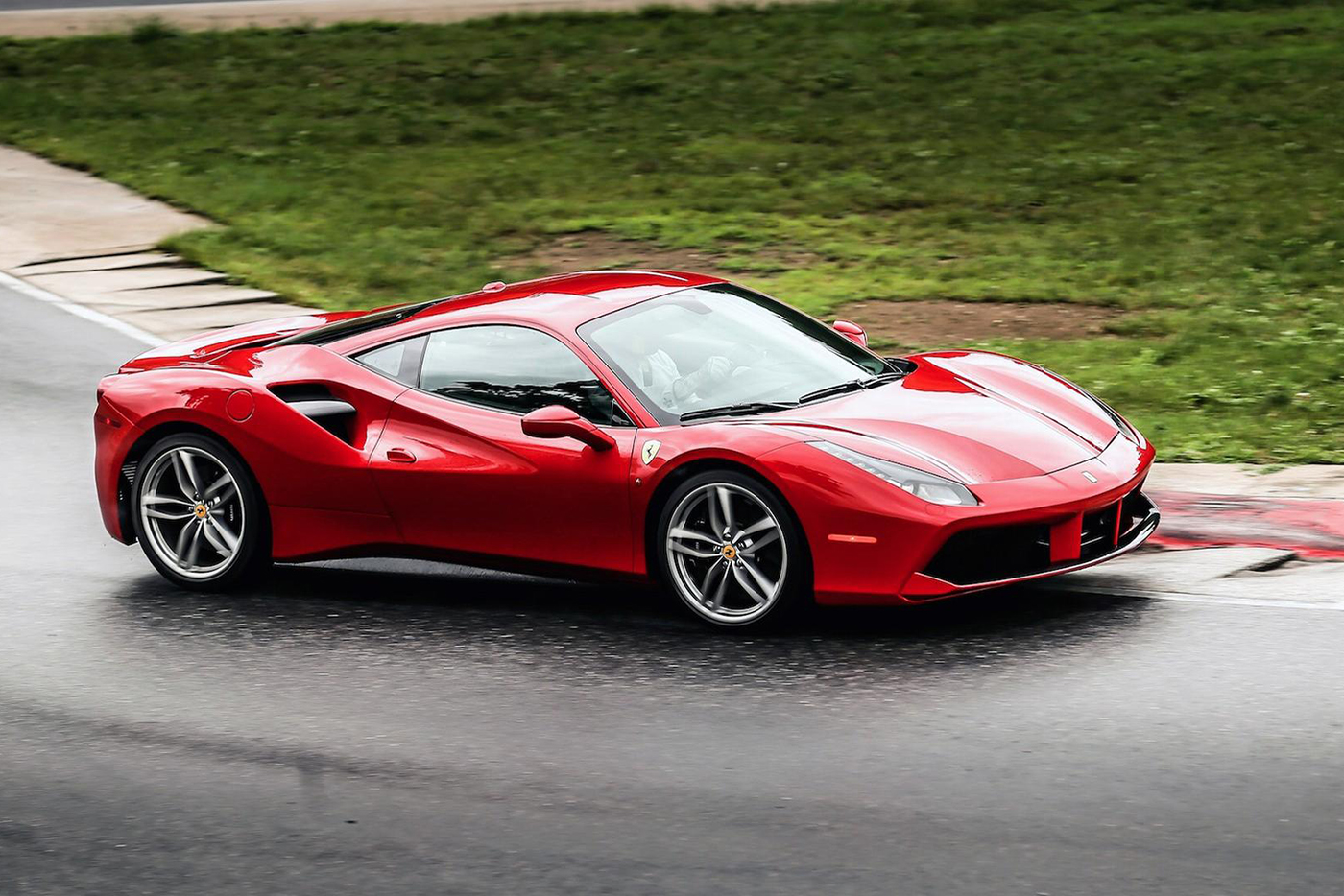 ferrari-488-gtb-2017-3.jpg