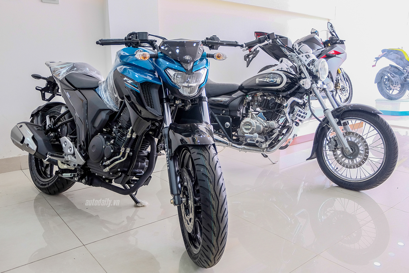 yamaha-fz-25-2017-4.jpg