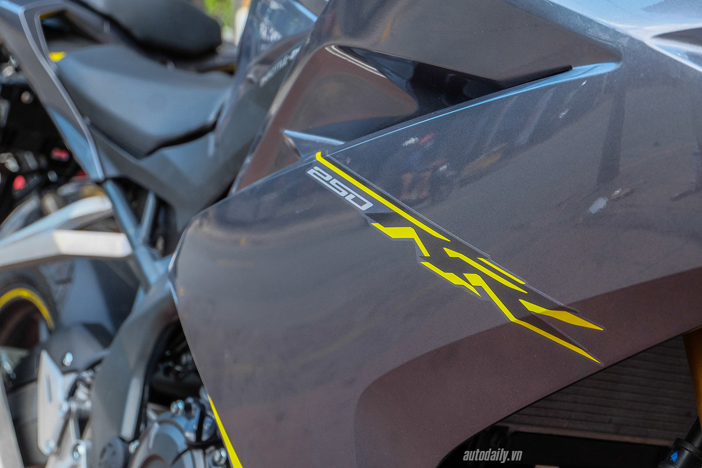 honda-cbr250rr-2017-20.jpg