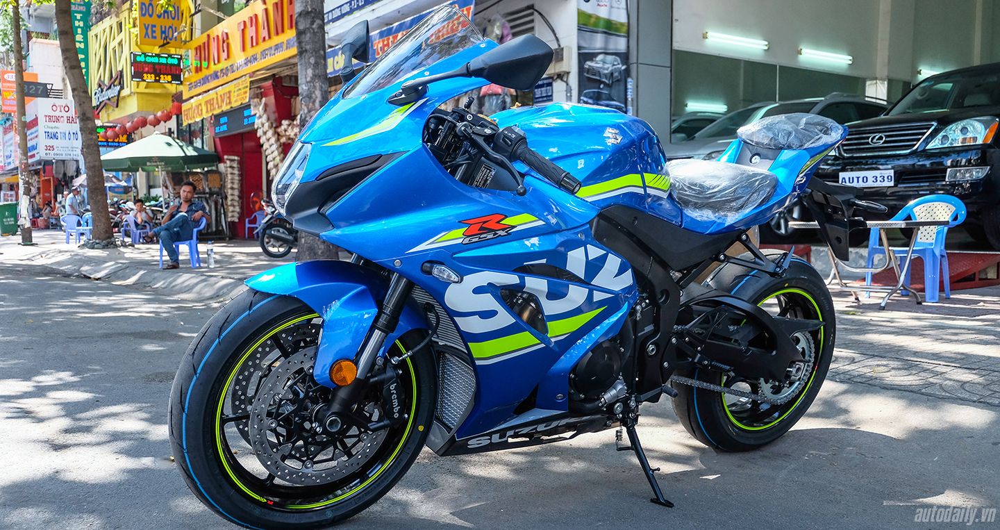 Siêu môtô Suzuki GSX-R1000 2017 đầu tiên về Việt Nam