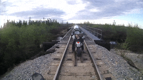 bike-falls-railroad-track.gif