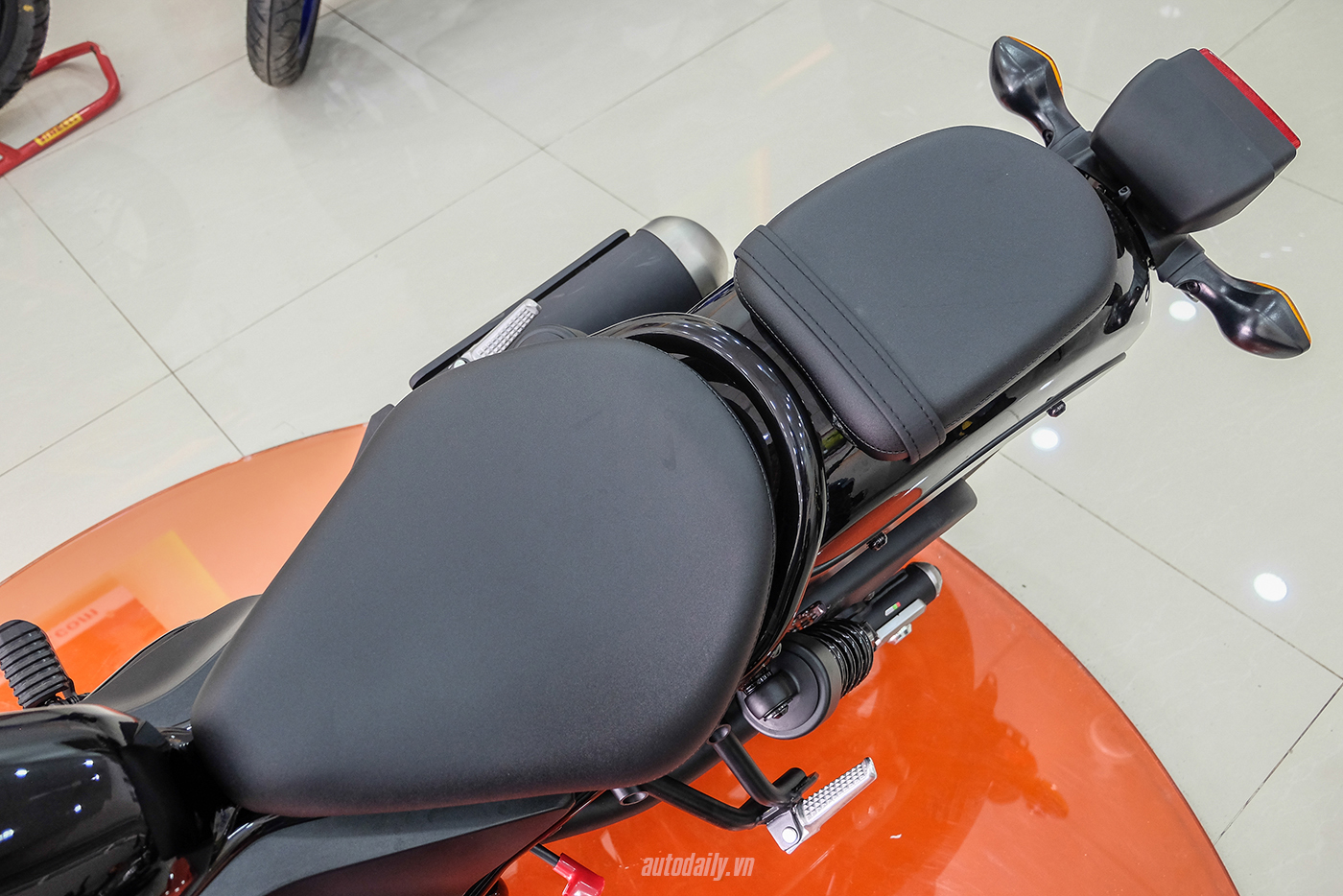 Ảnh chi tiết Honda Rebel 300 ABS 2017 honda-rebel-300-abs-2017-23.jpg