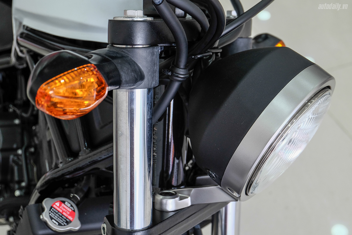 Ảnh chi tiết Honda Rebel 300 ABS 2017 honda-rebel-300-abs-2017-26.jpg