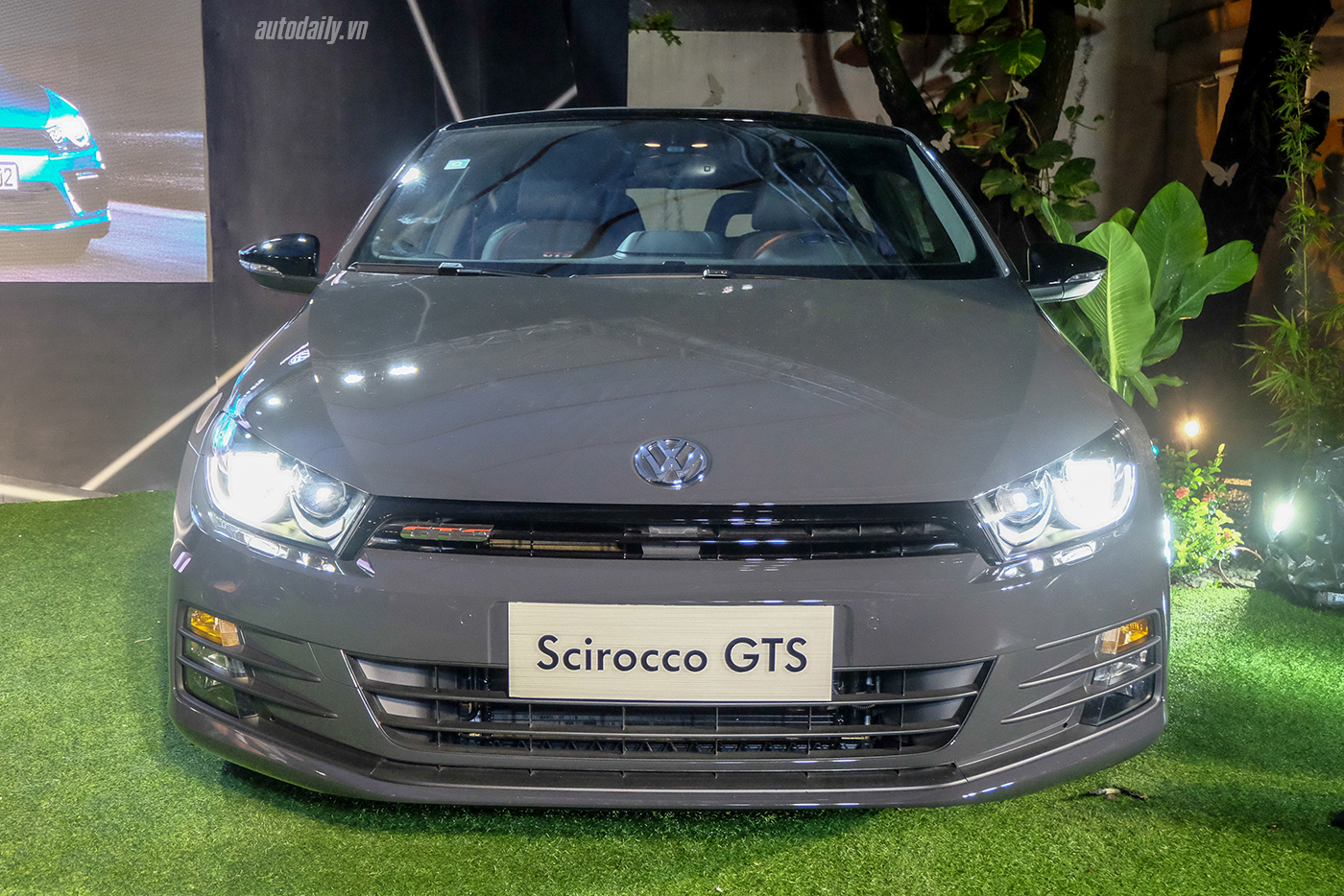 Ảnh chi tiết Volkswagen Scirocco R 2017 và Scirocco GTS 2017 vw-scirocco-gts-3.jpg
