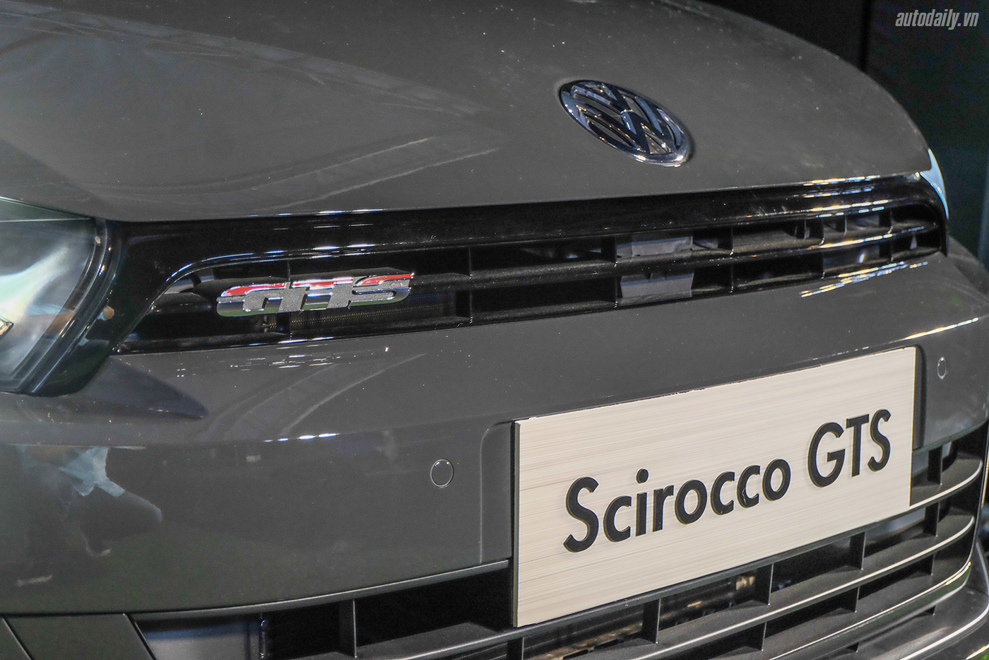 Ảnh chi tiết Volkswagen Scirocco R 2017 và Scirocco GTS 2017 vw-scirocco-gts-5.jpg