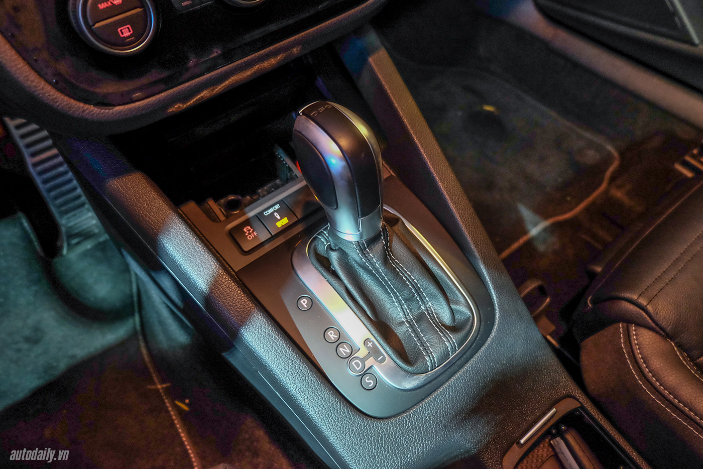 Ảnh chi tiết Volkswagen Scirocco R 2017 và Scirocco GTS 2017 vw-scirocco-r-1.jpg