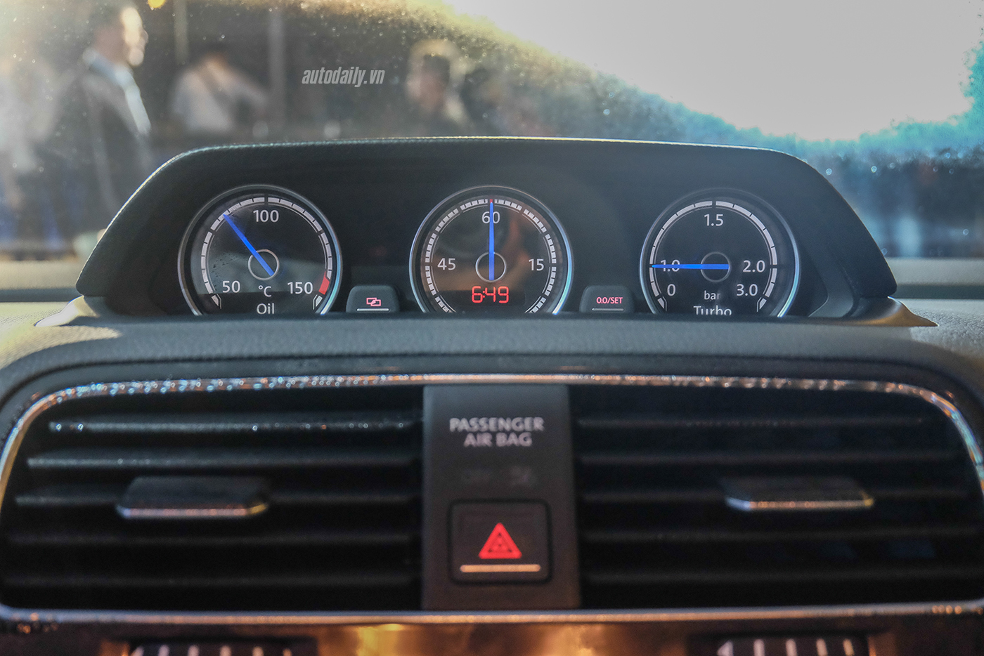 Ảnh chi tiết Volkswagen Scirocco R 2017 và Scirocco GTS 2017 vw-scirocco-r-2.jpg