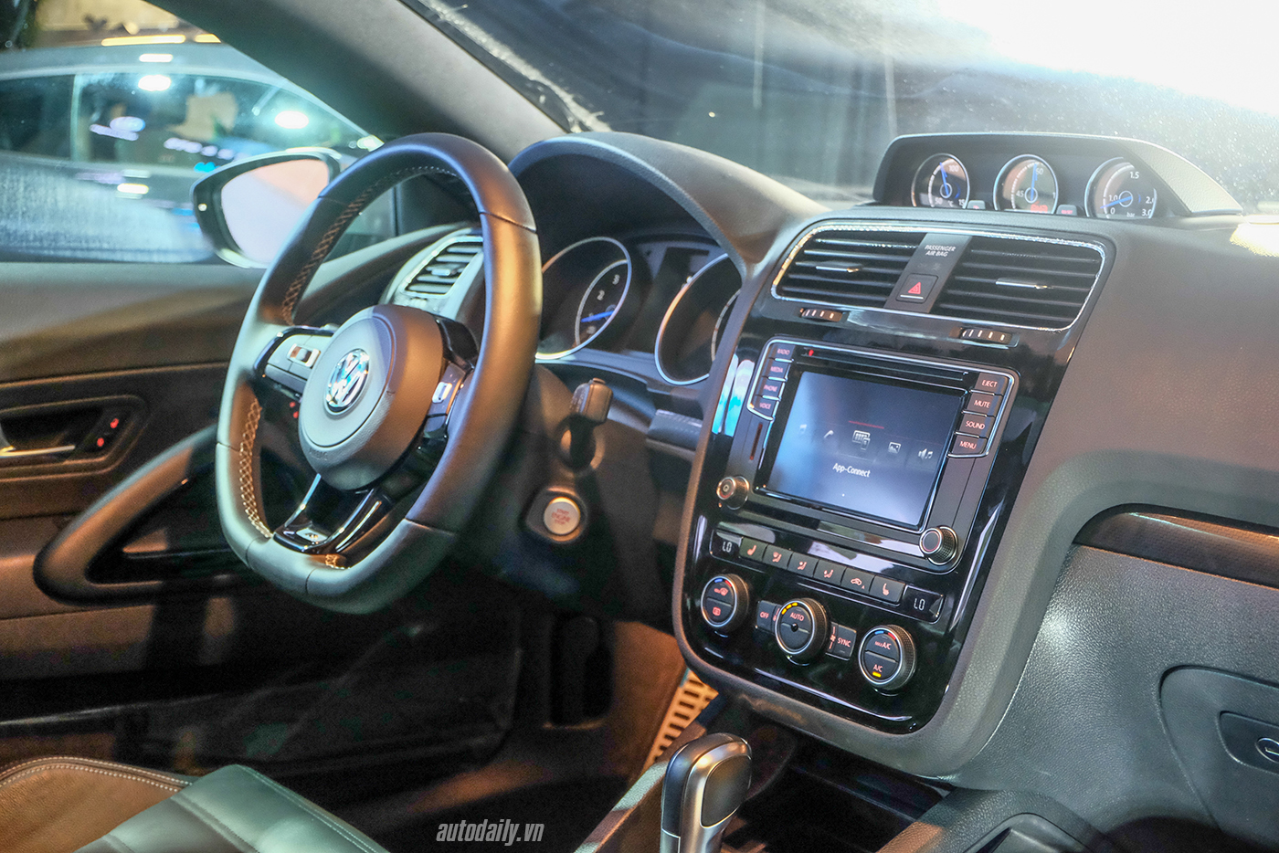 Ảnh chi tiết Volkswagen Scirocco R 2017 và Scirocco GTS 2017 vw-scirocco-r-21.jpg